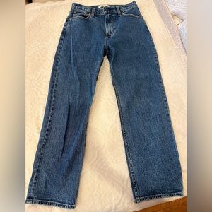 Abercrombie & Fitch The Ankle Straight
Ultra High Rise 29/8R